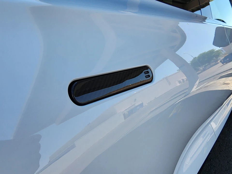 2021 Aston Martin DBX - Image 21 of 31