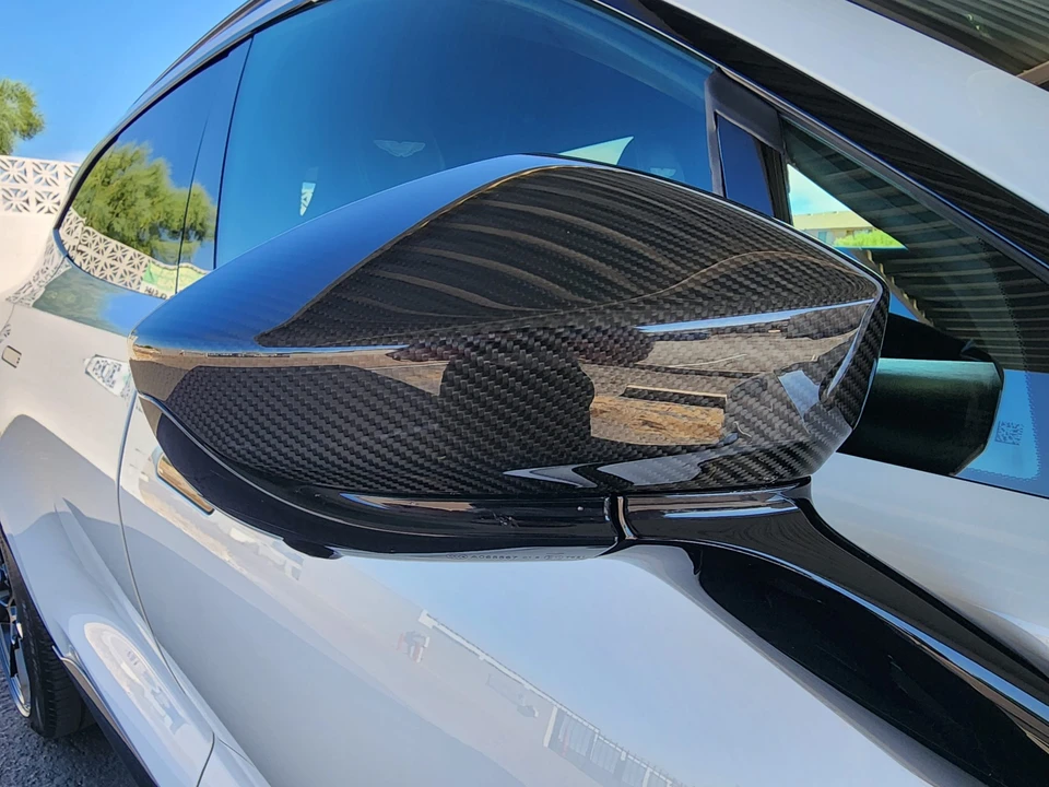2021 Aston Martin DBX - Image 29 of 31