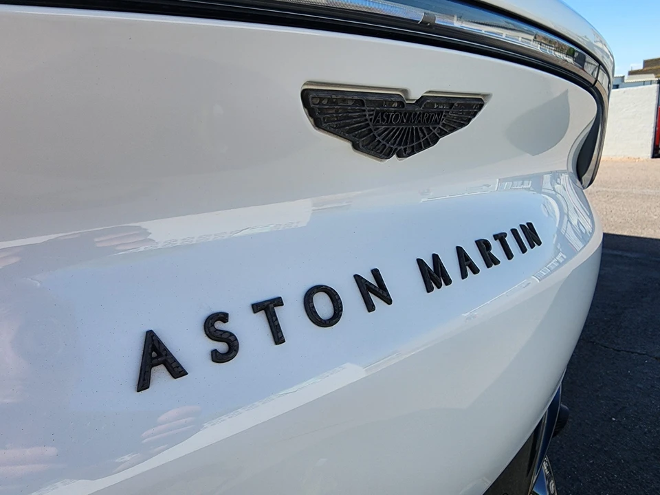 2021 Aston Martin DBX - Image 22 of 31