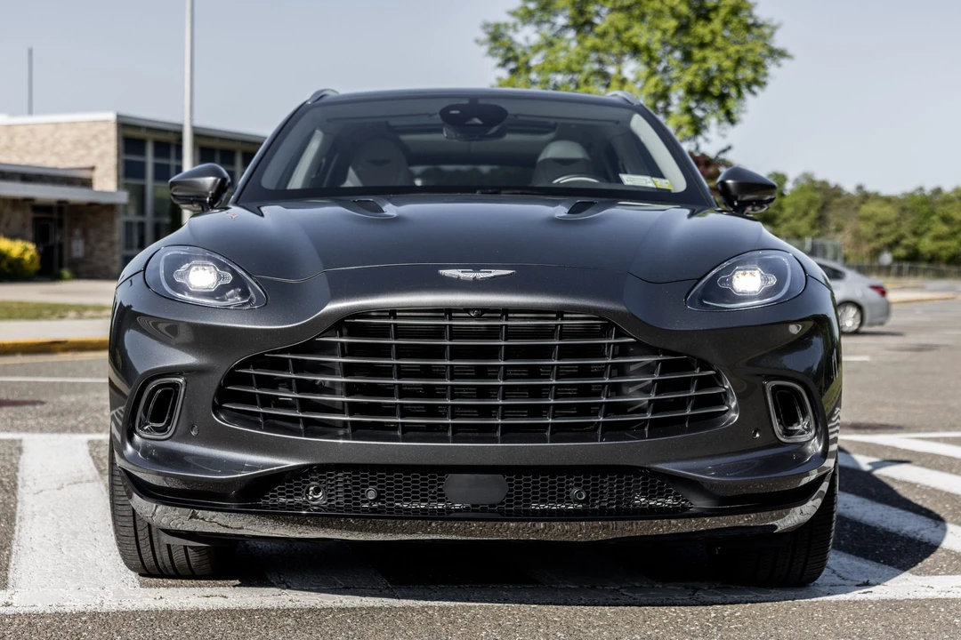 2021 Aston Martin DBX - Image 3 of 31