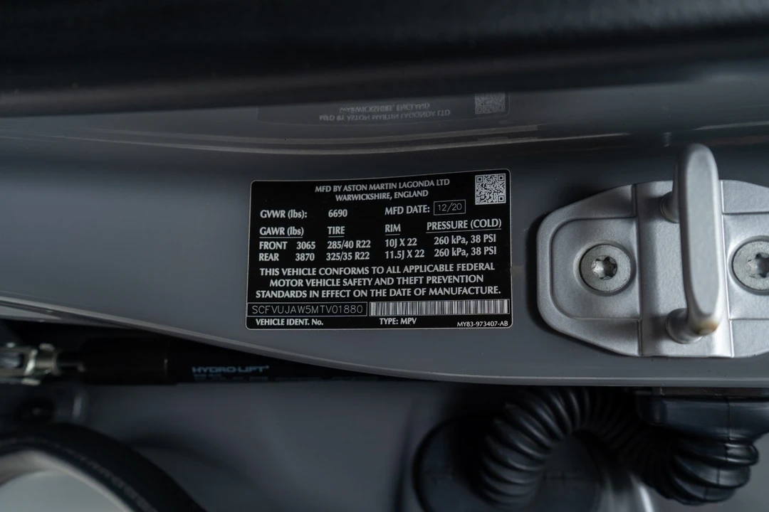 2021 Aston Martin DBX - Image 20 of 21