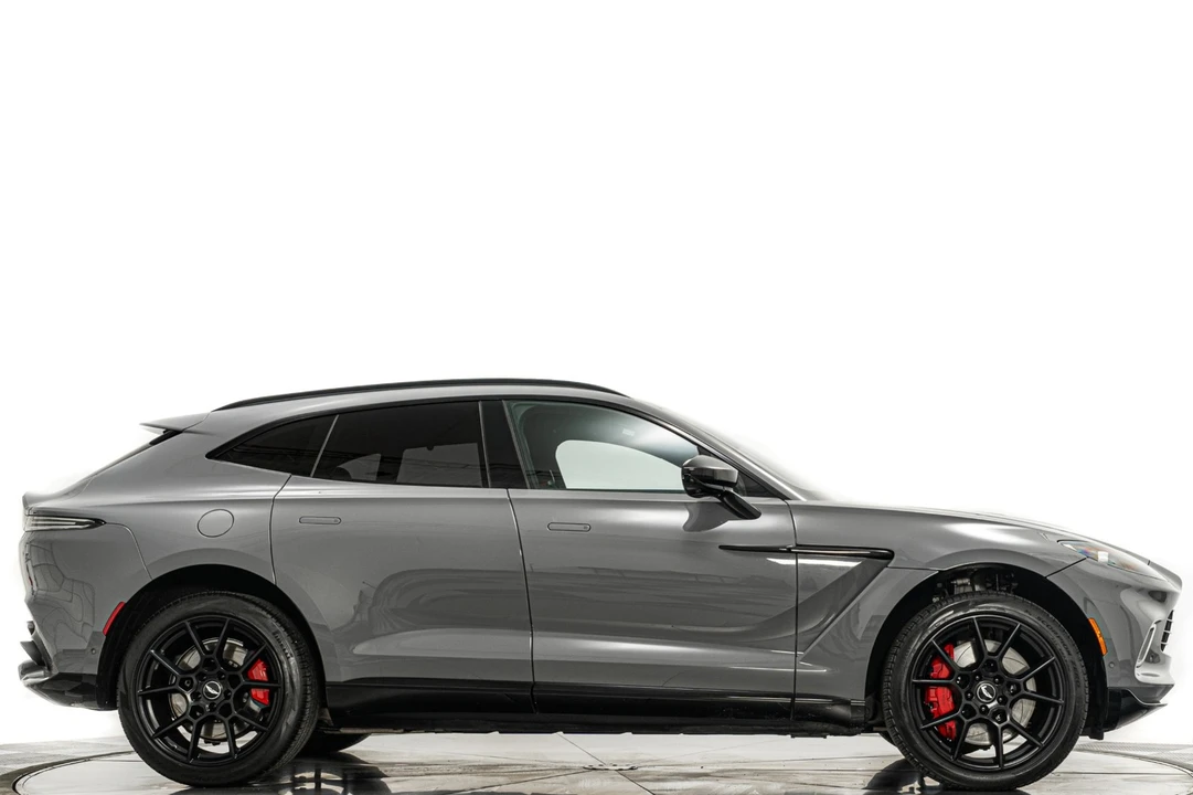2021 Aston Martin DBX - Image 2 of 21