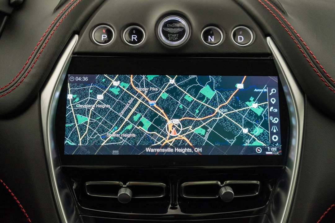 2021 Aston Martin DBX - Image 17 of 21