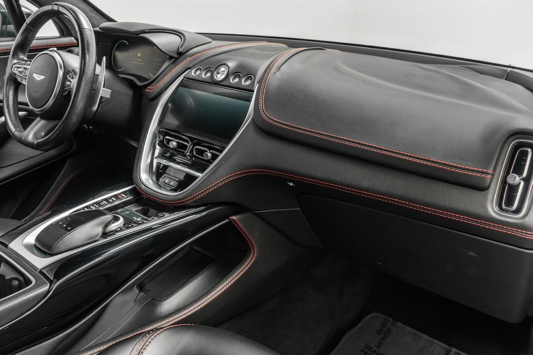 2021 Aston Martin DBX - Image 14 of 21