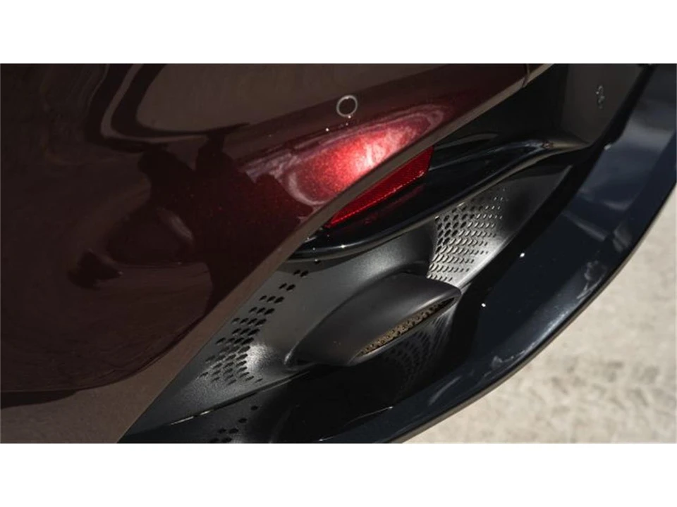 2021 Aston Martin DBX - Image 5 of 20
