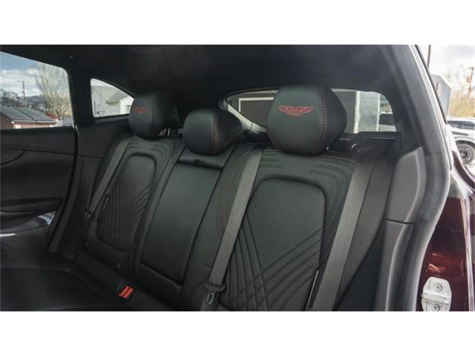 2021 Aston Martin DBX - Image 9 of 20
