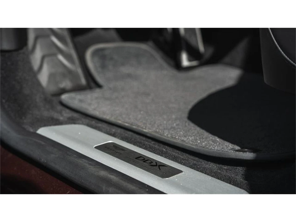 2021 Aston Martin DBX - Image 10 of 20