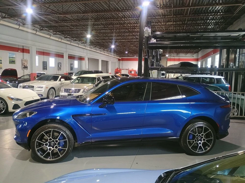 2021 Aston Martin DBX - Image 2 of 12