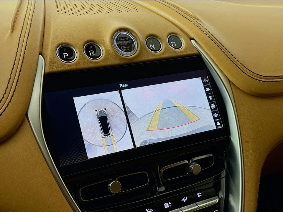 2021 Aston Martin DBX - Image 14 of 21