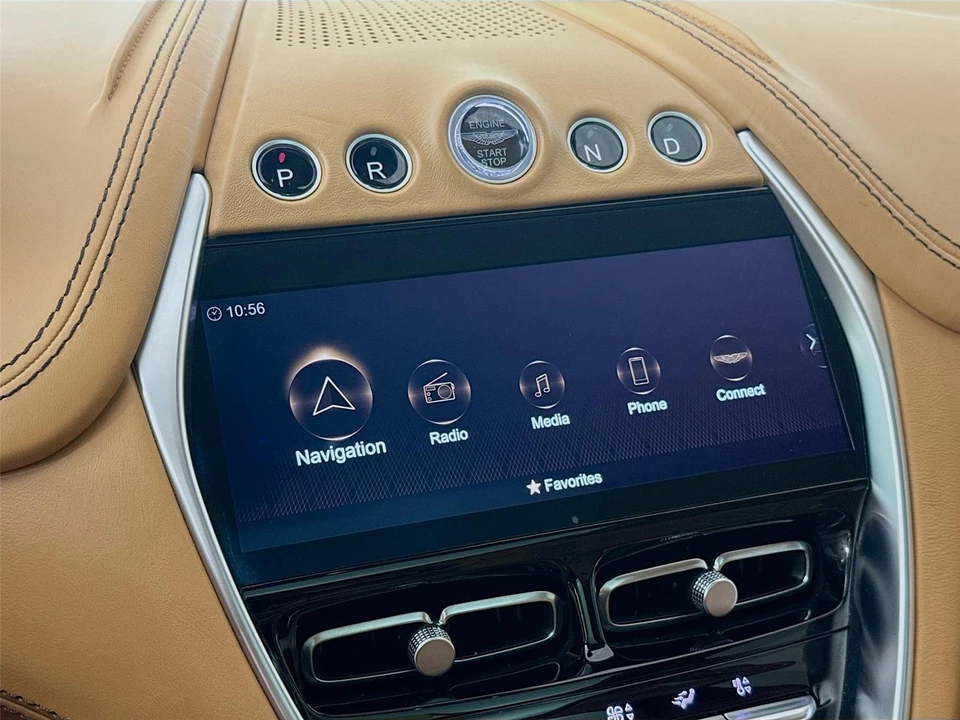 2021 Aston Martin DBX - Image 9 of 14