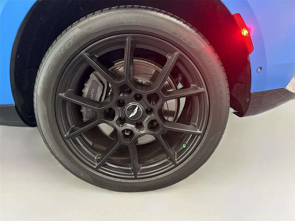 2021 Aston Martin DBX - Image 31 of 31
