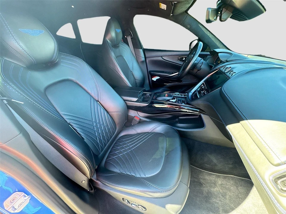 2021 Aston Martin DBX - Image 10 of 17