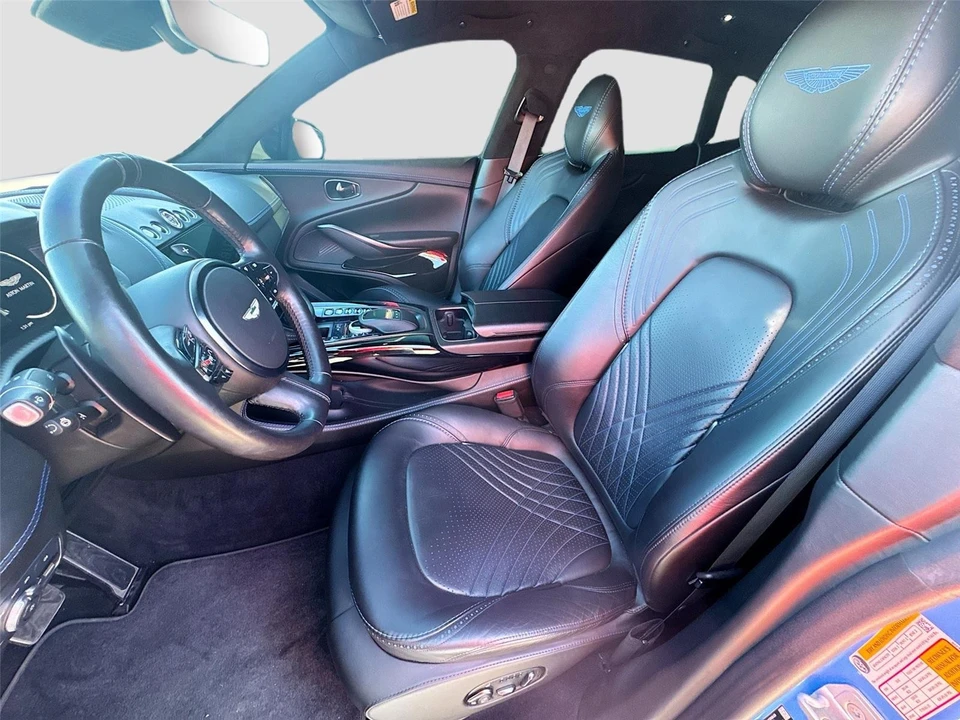 2021 Aston Martin DBX - Image 15 of 17