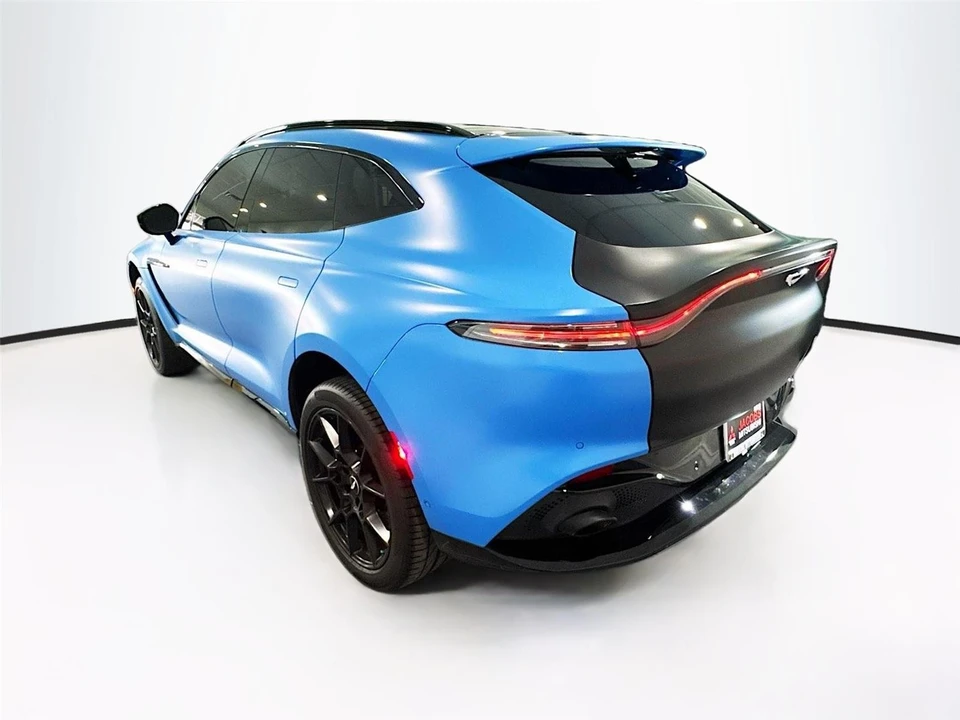 2021 Aston Martin DBX - Image 29 of 31