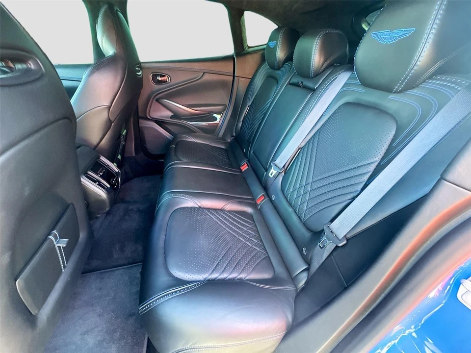 2021 Aston Martin DBX - Image 12 of 17