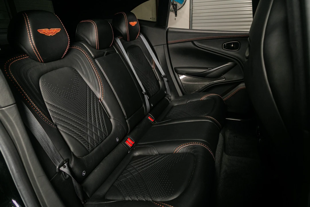 2021 Aston Martin DBX - Image 8 of 21