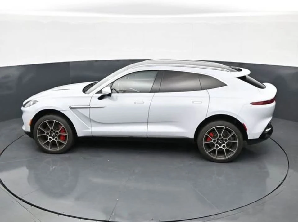 2021 Aston Martin DBX - Image 18 of 18