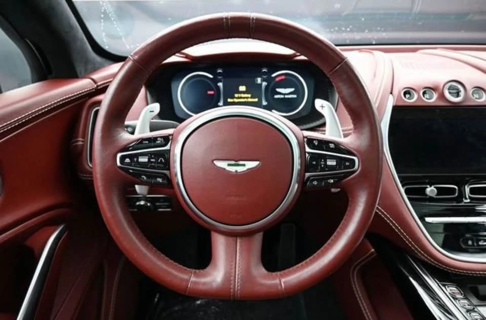 2021 Aston Martin DBX - Image 13 of 18