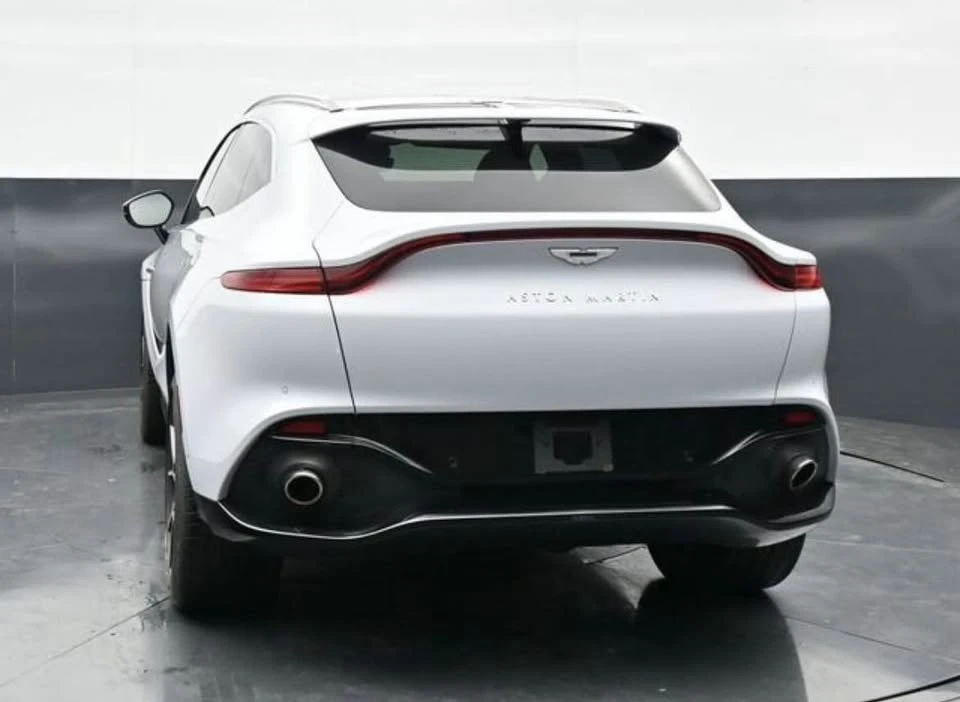 2021 Aston Martin DBX - Image 5 of 18