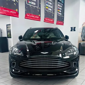 2021 Aston Martin DBX Base