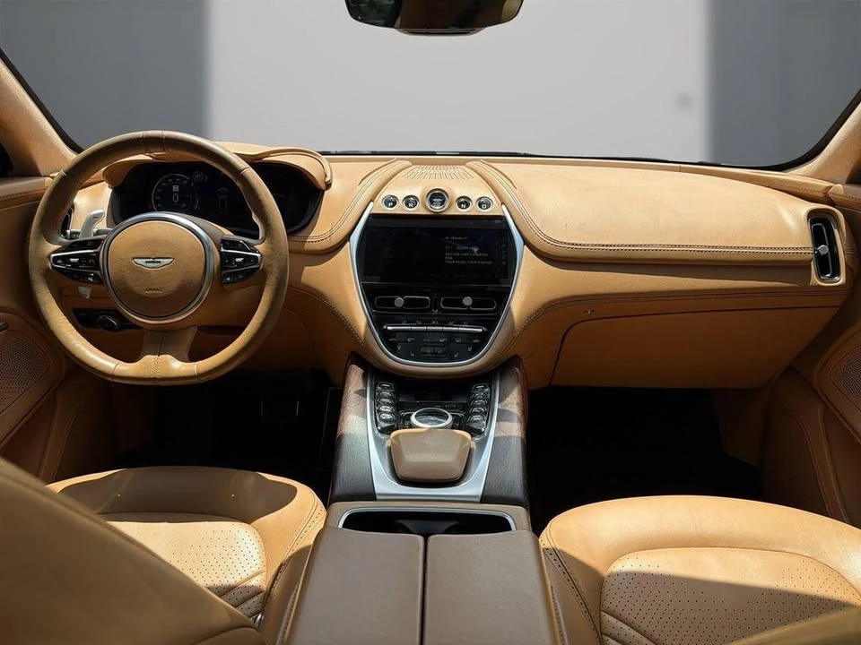 2021 Aston Martin DBX - Image 17 of 20