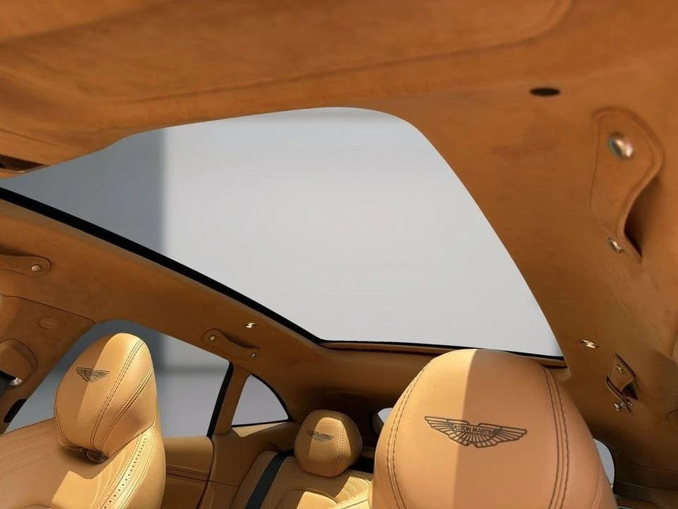 2021 Aston Martin DBX - Image 16 of 20