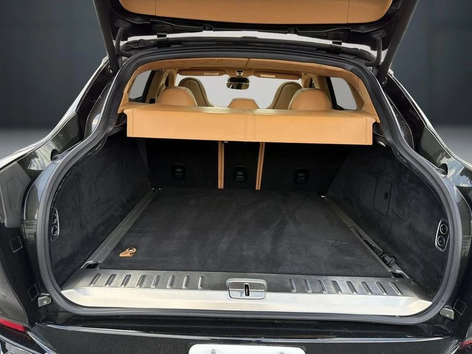 2021 Aston Martin DBX - Image 11 of 20