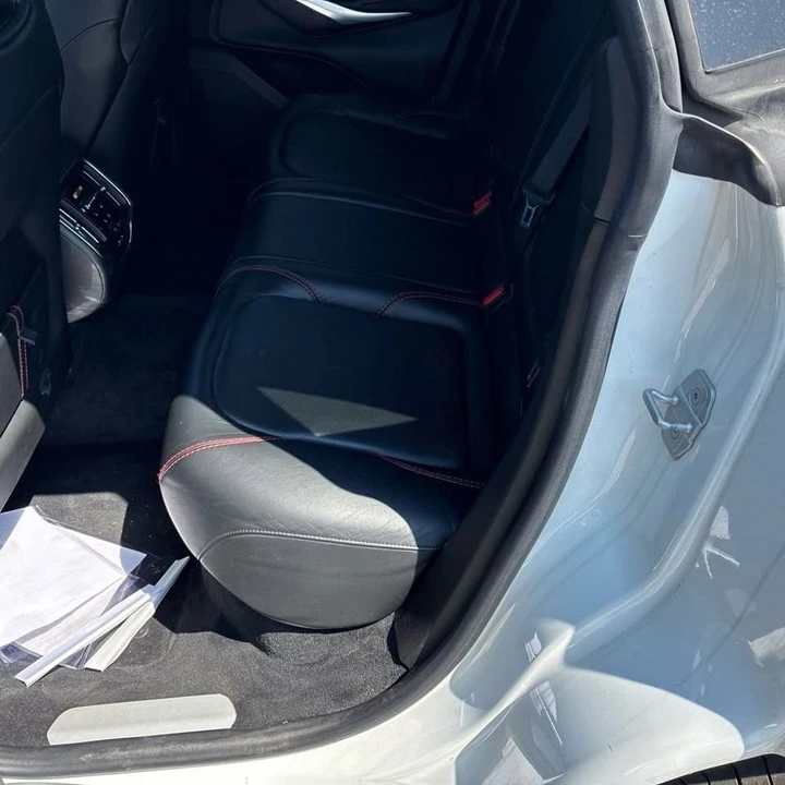 2021 Aston Martin DBX - Image 14 of 20