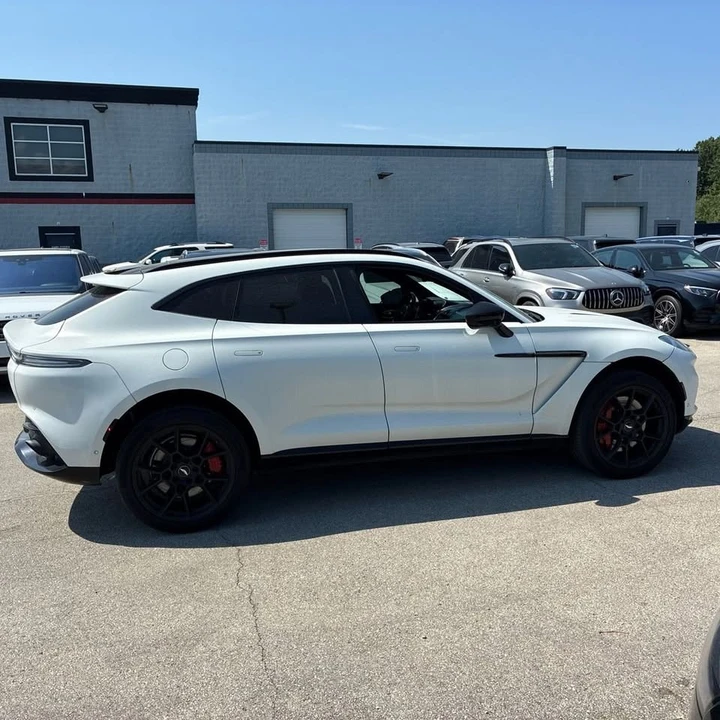 2021 Aston Martin DBX - Image 7 of 20