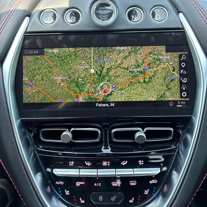 2021 Aston Martin DBX - Image 18 of 20