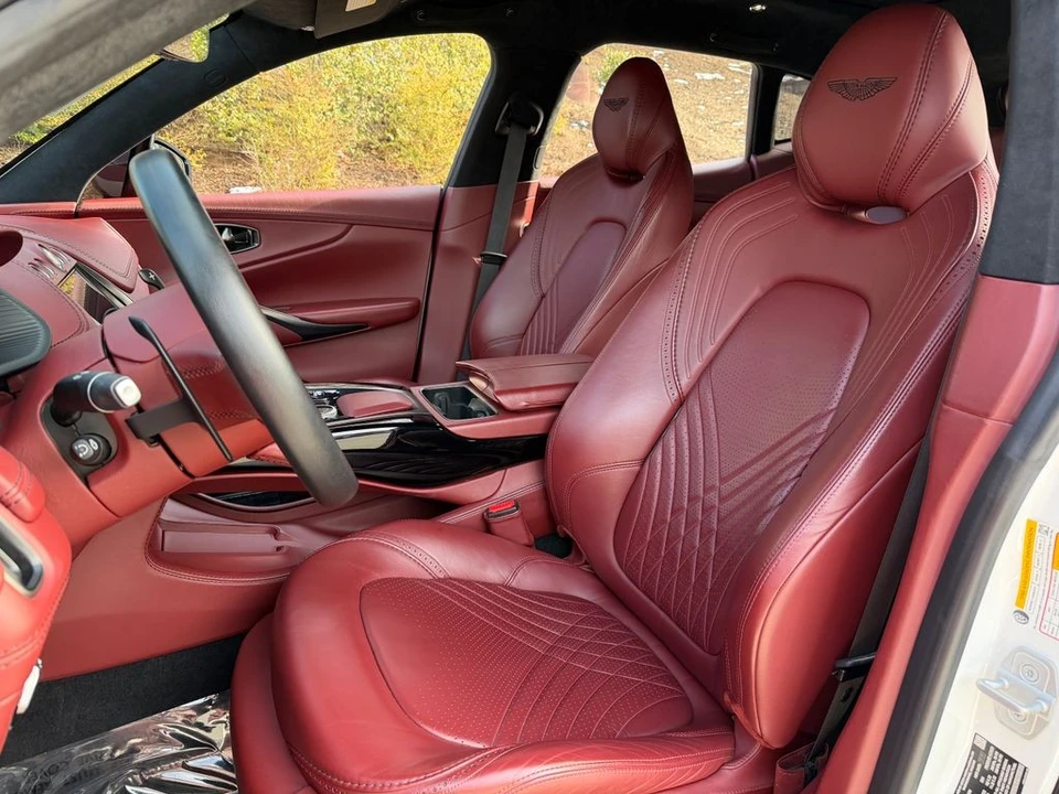 2021 Aston Martin DBX - Image 13 of 21