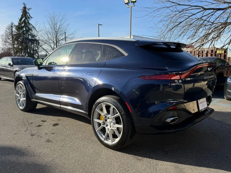 2021 Aston Martin DBX - Image 7 of 12