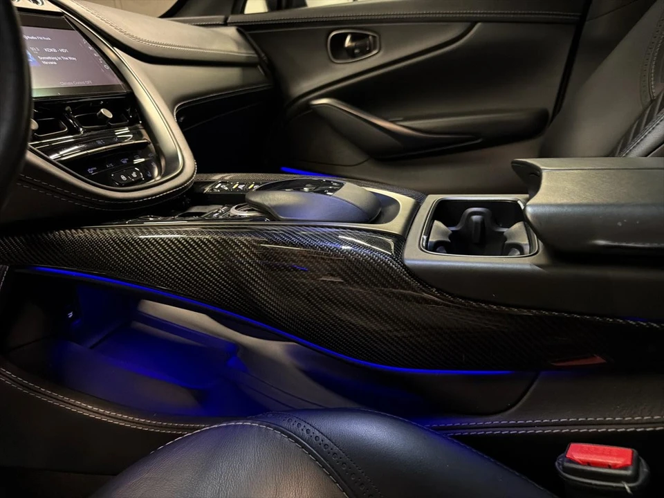2021 Aston Martin DBX - Image 22 of 31