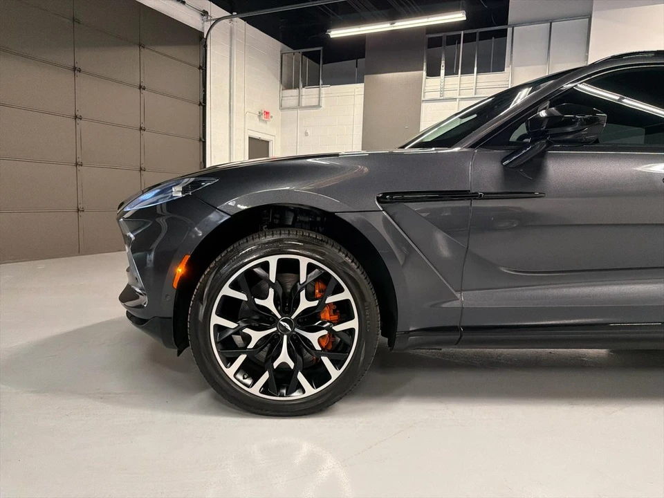 2021 Aston Martin DBX - Image 3 of 31