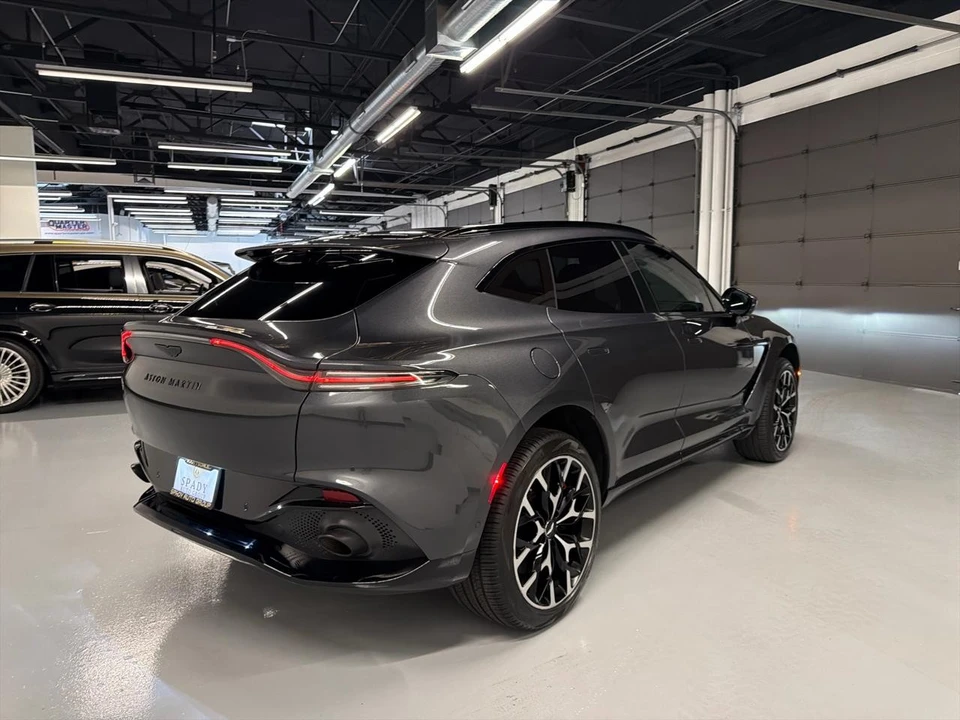 2021 Aston Martin DBX - Image 8 of 31