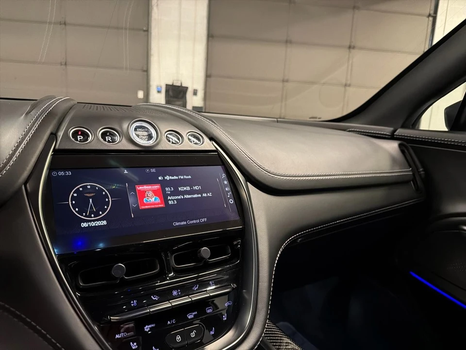 2021 Aston Martin DBX - Image 19 of 31