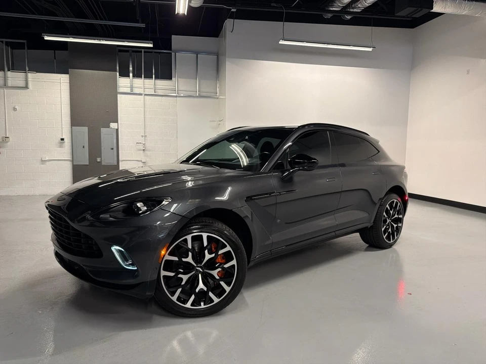 2021 Aston Martin DBX - Image 2 of 31
