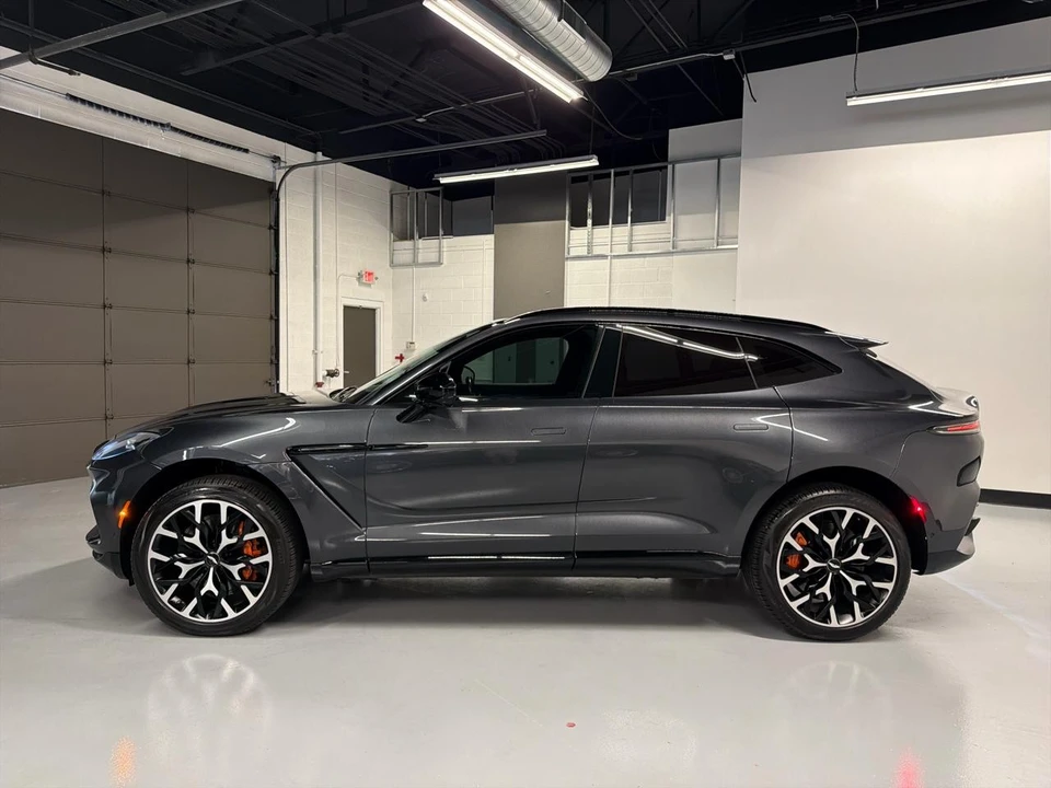 2021 Aston Martin DBX - Image 4 of 31