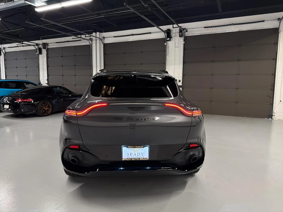 2021 Aston Martin DBX - Image 7 of 31