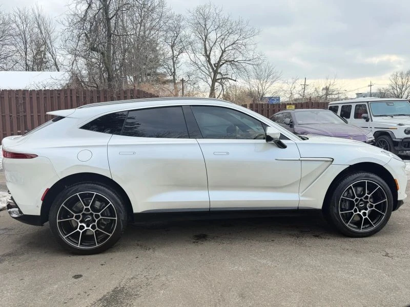 2021 Aston Martin DBX - Image 4 of 12