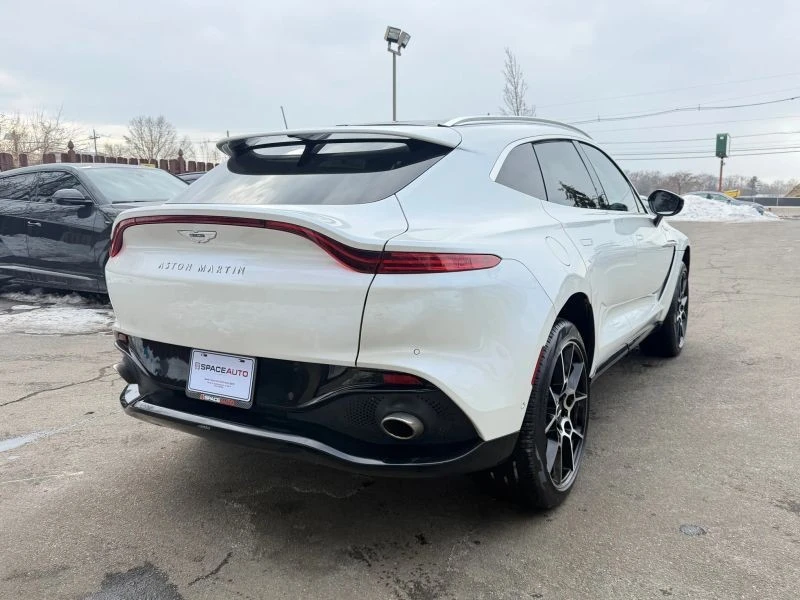 2021 Aston Martin DBX - Image 5 of 12