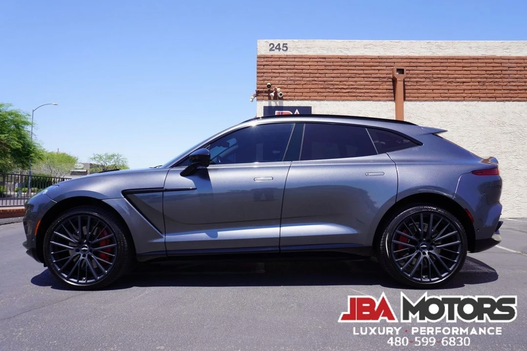 2021 Aston Martin DBX - Image 11 of 12
