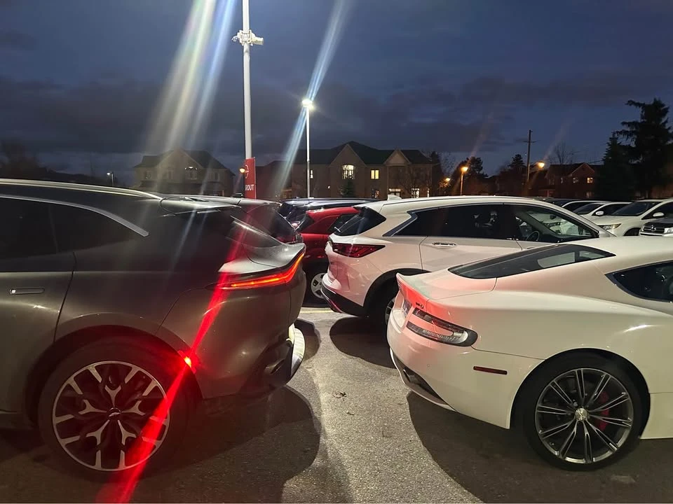 2021 Aston Martin DBX - Image 4 of 4