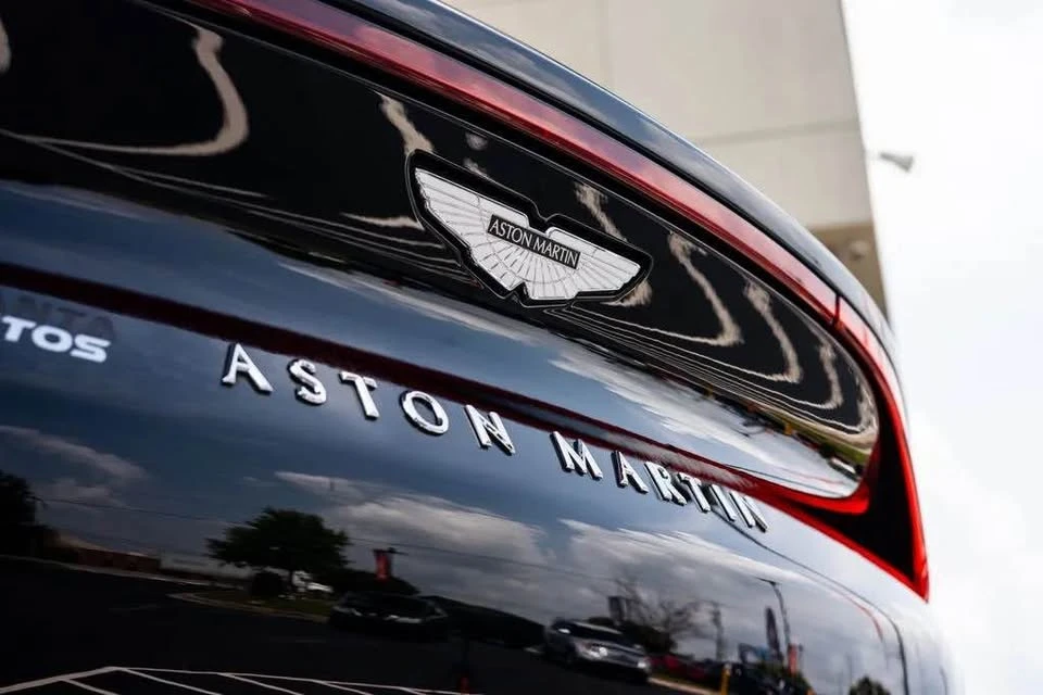2021 Aston Martin DBX - Image 3 of 6
