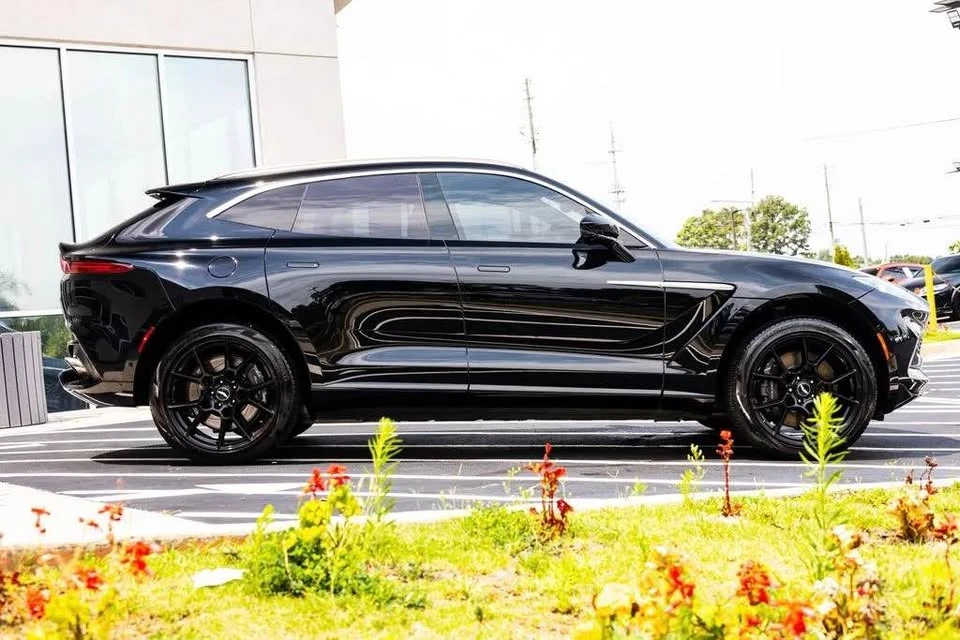 2021 Aston Martin DBX - Image 2 of 6