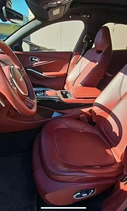 2021 Aston Martin DBX - Image 3 of 4