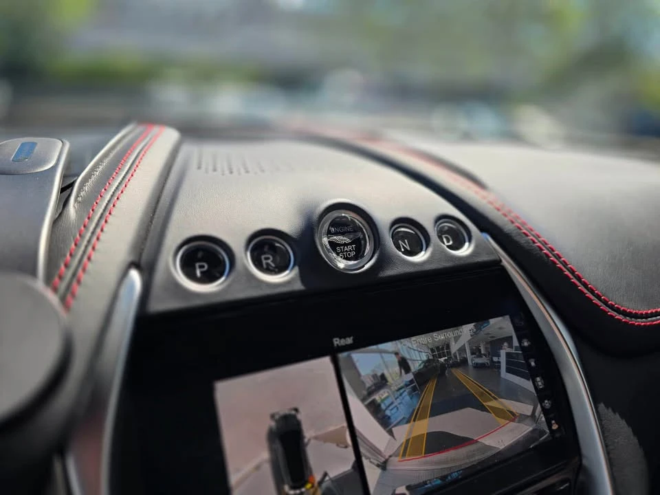 2021 Aston Martin DBX - Image 16 of 20