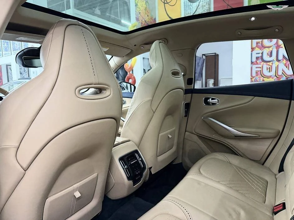 2021 Aston Martin DBX - Image 11 of 20