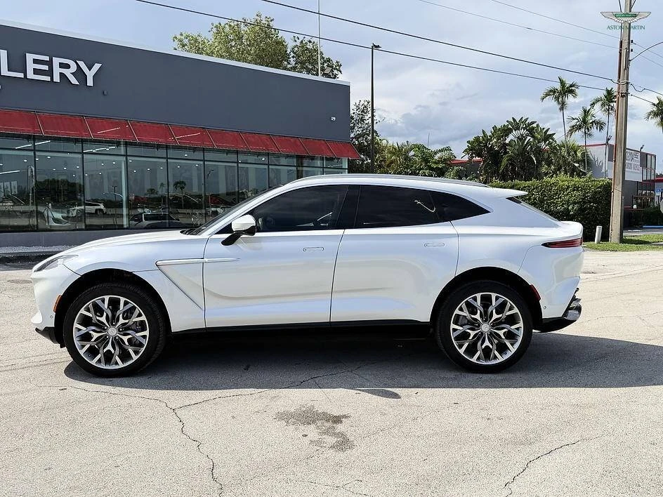 2021 Aston Martin DBX - Image 18 of 20
