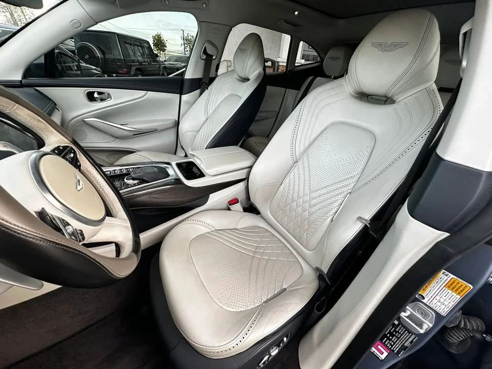 2021 Aston Martin DBX - Image 7 of 18